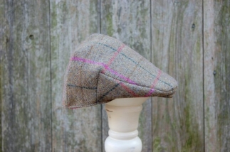Flat Cap in Bark and Blossom